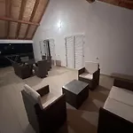 Tole 2 With Heated Pool *