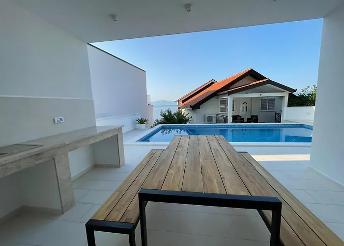 Tole 2 With Heated Pool 公寓 波达卡