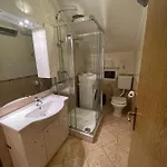 Tole 2 With Heated Pool *