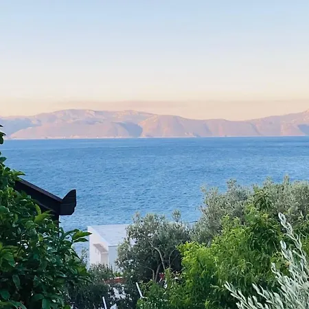 Διαμέρισμα Tole 2 With Heated Pool