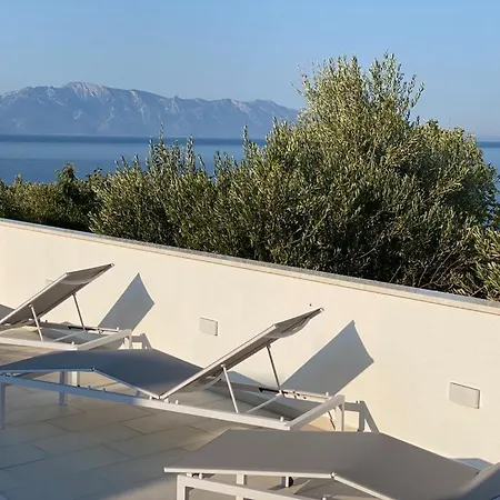 Tole 2 With Heated Pool Apartment *