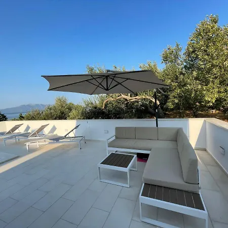 Tole 2 With Heated Pool Apartment *